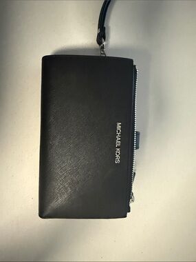 Michael Kors Black Leather Zip-Around Wristlet Wallet